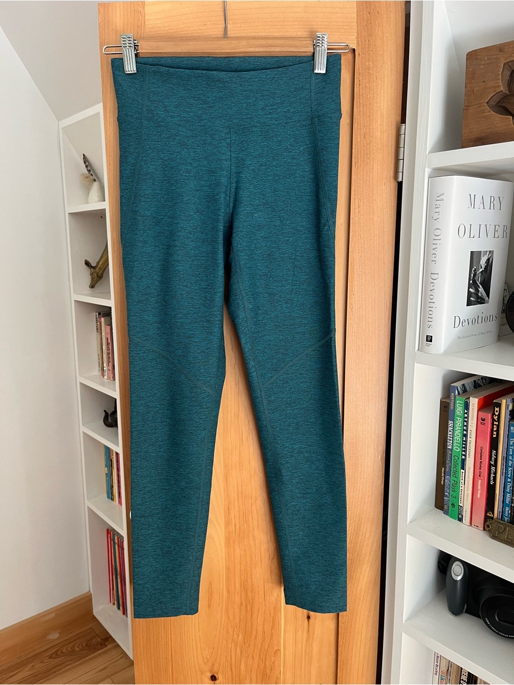Outdoor voices 7/8 warmup legging in teal